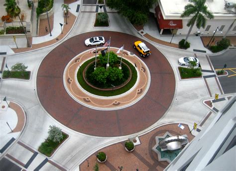 The Impact of Sunflower Roundabouts on Communities: A Story of Beauty and Connection